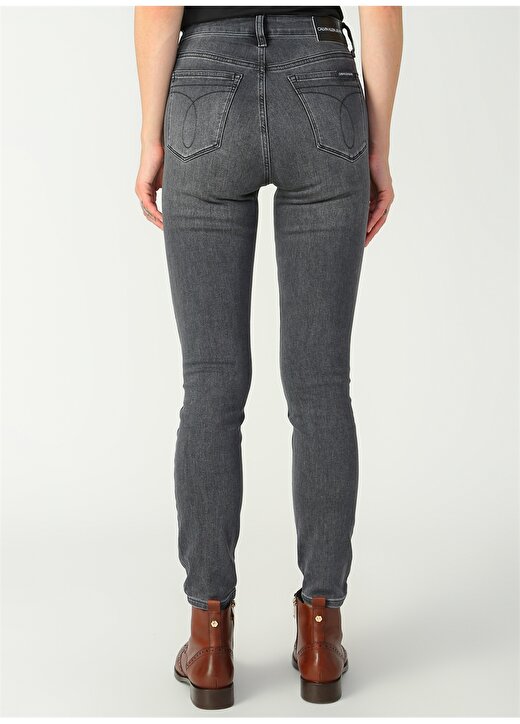 Calvin Klein Jeans Normal Bel Skinny Fit Eskitme Kadın Denim Pantolon J20J2141051BZ 4