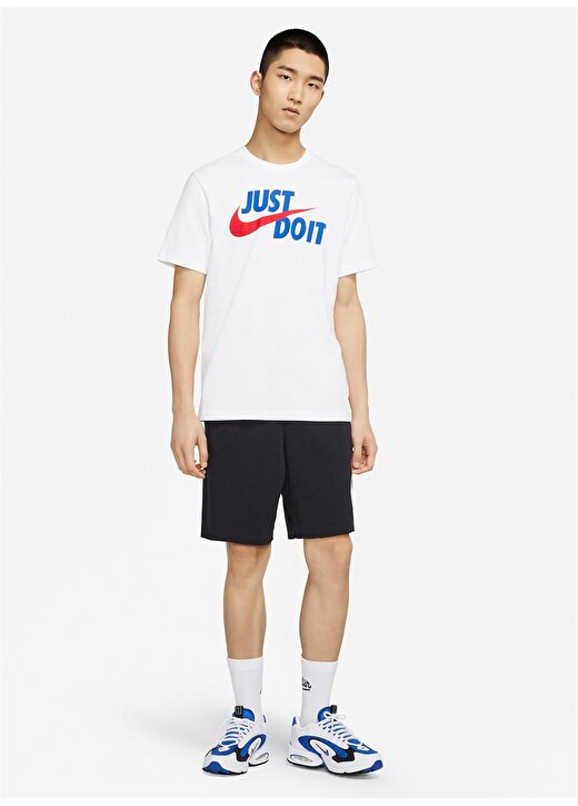 Nike AR5006-106 Beyaz Erkek T-Shirt 1