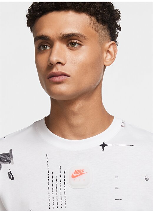 Nike CW0408-100 Beyaz Erkek T-Shirt 3
