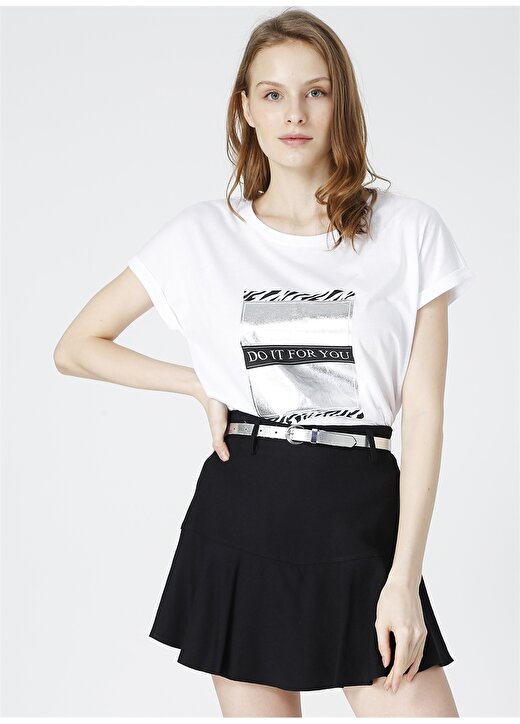 Fabrika Tobi Beyaz Dijital Baskı Desenli Kadın T-Shirt 1