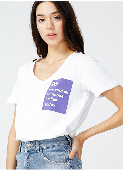 Fabrika Kadın Beyaz Baskılı V Yaka T-Shirt 2