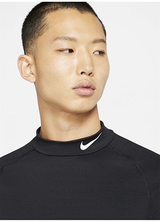 Nike Dik Yaka Dar Kalıp Siyah Erkek Sweatshirt 4