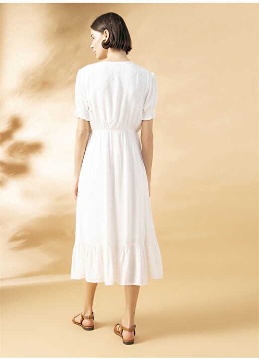 Ezomola V Yaka Armürlü Beyaz Kadın Elbise 4