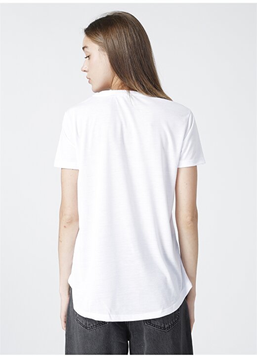 Koton Yuvarlak Yaka Kısa Kollu Resim Baskılı Beyaz Kadın T-Shirt 4
