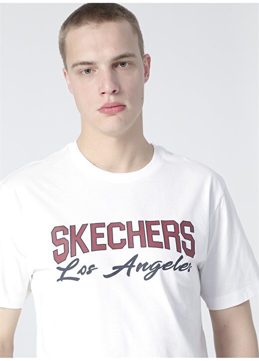Skechers S202240-102 Graphic Tee M Crew Neck O Yaka Regular Fit Baskılı Beyaz Erkek T-Shirt 2