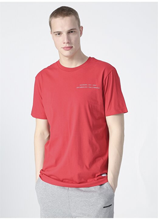 Skechers S211567-600 Graphic Tee M Crew Neck O Yaka Loose Fit Düz Kırmızı Erkek T-Shirt 1