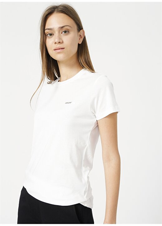 Skechers S211910-102 Graphic Tee W Crew Neck O Yaka Regular Fit Baskılı Beyaz Kadın T-Shirt 3