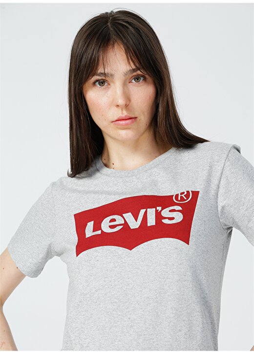 Levis Kadın Beyaz Bisiklet Yaka T-Shirt 1
