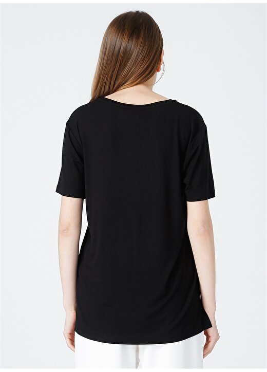 Fabrika Comfort V Yaka Nakışlı Siyah Kadın T-Shirt CM-RODNEY 4