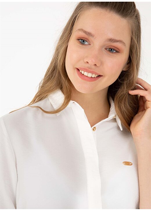 U.S. Polo Assn. Comfort Fit Klasik Gömlek Yaka Uzun Kollu Uçları Şeffaf Desenli Beyaz Kadın Gömlek 2