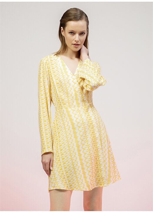 DM X Boyner V Yaka Desenli Sarı Kadın Elbise 2