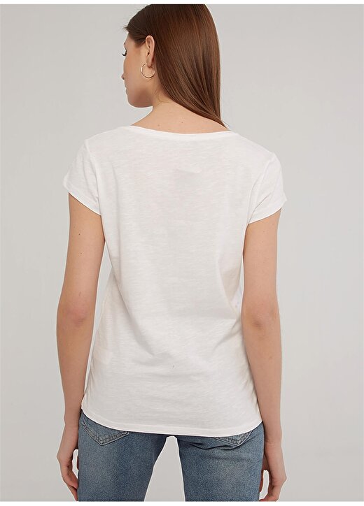 Fashion Friends Kadın Beyaz V Yaka T-Shirt 3