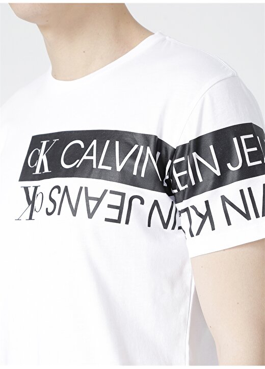 Calvin Klein Jeans Bisiklet Regular Fit Baskılı Erkek Beyaz T-Shirt J30J317086 YAF MIRROR LOGO TEE 4
