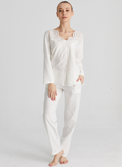 Magic Form V Yaka Uzun Kollu Dantel Desenli Beyaz Kadın Pijama Takımı 1