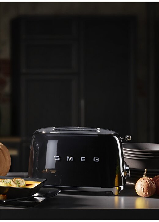 SMEG 50'S Style Retro TSF01BLEU Siyah Ekmek Kızartma Makinesi 4