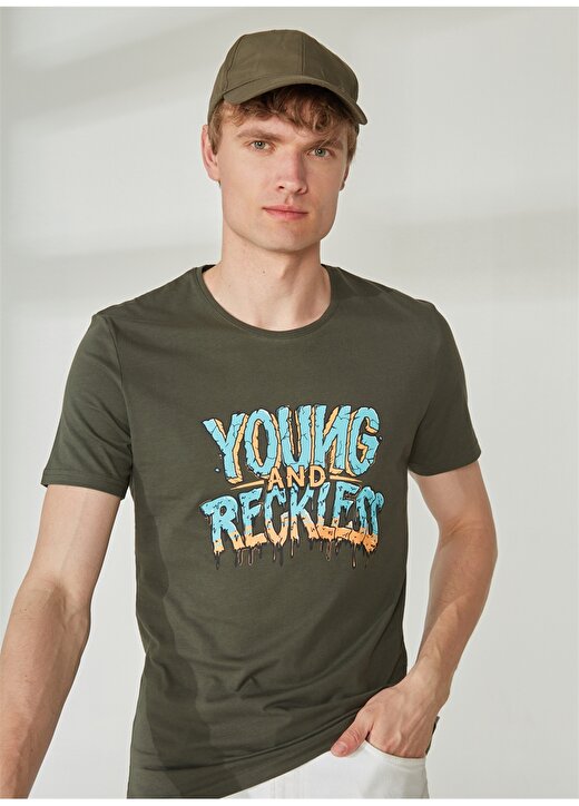 The Crow Bisiklet Yaka Baskılı Açık Yeşil Unisex T-Shirt YOUNG AND RECKLESS 3