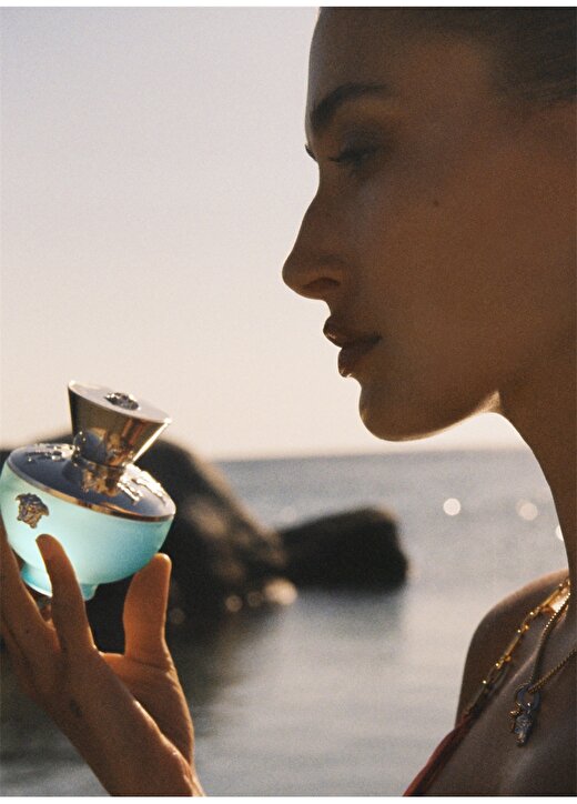 Versace Dylan Turquoise EDT 100 Ml Kadın Parfüm 3