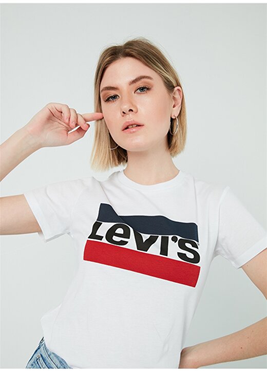 Levis Yuvarlak Yaka Beyaz Kadın T-Shirt THE PERFECT TEE TR SPORTSWEAR LOGO 2