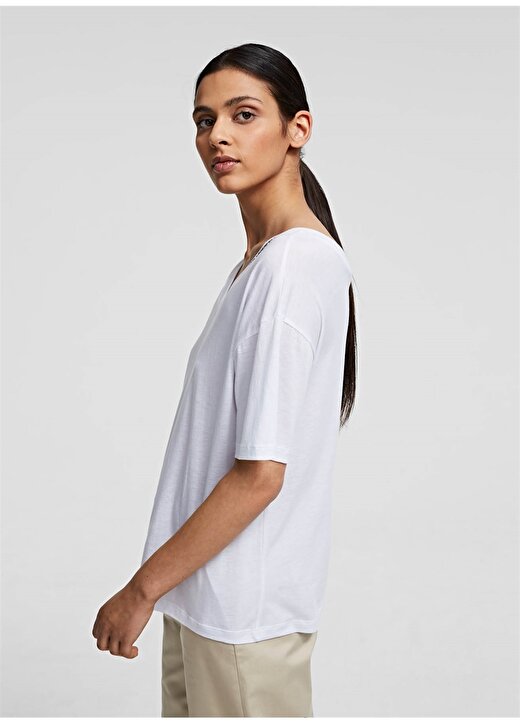 Karl Lagerfeld 211W1701 V Yaka Logolu Beyaz Kadın T-Shirt 3