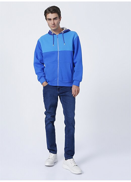 Mavi 0610073-70862 Kapüşonlu Düz Yaka Regular Fit Baskılı Mavi Erkek Fermuarlı Sweatshirt 2