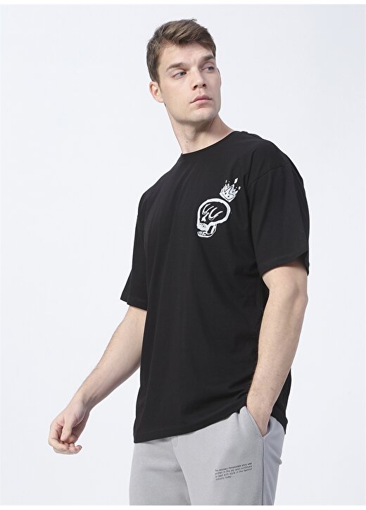 Cem Güventürk X Boyner E-CEM 30 O Yaka Oversize Baskılı Siyah Erkek T-Shirt 1