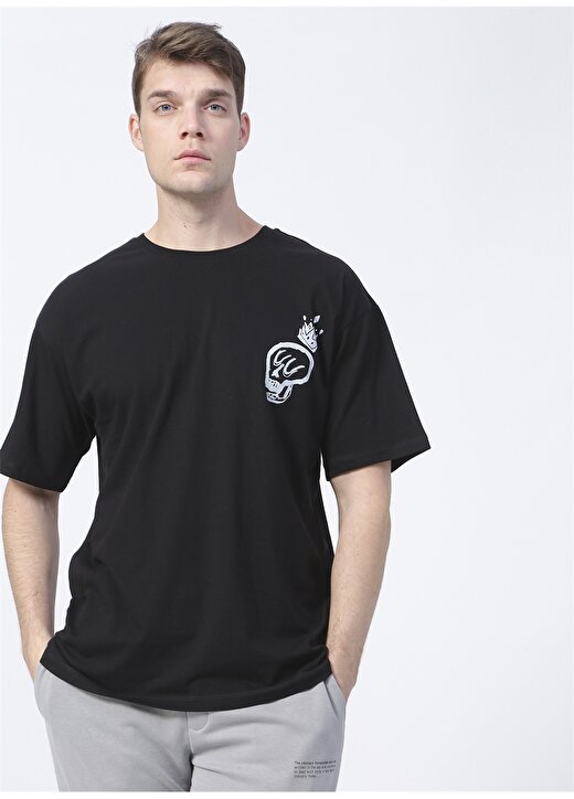 Cem Güventürk X Boyner E-CEM 30 O Yaka Oversize Baskılı Siyah Erkek T-Shirt 3