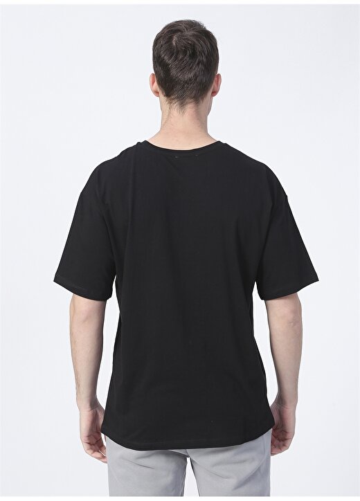 Cem Güventürk X Boyner E-CEM 30 O Yaka Oversize Baskılı Siyah Erkek T-Shirt 4
