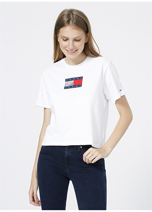 Tommy Jeans Yuvarlak Yaka Beyaz Kadın T-Shirt 2