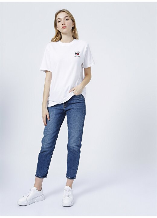 Tommy Jeans Yuvarlak Yaka Beyaz Kadın T-Shirt 2