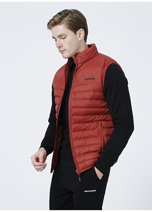 Skechers S202174-621 M Essential Vest Dik Yaka Normal Kalıp Düz Kırmızı Erkek Yelek 3