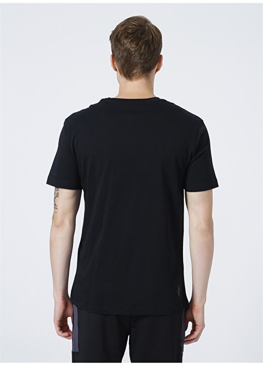 Skechers S212191-001 M Camo Logo T-Shirt O Yaka Normal Kalıp Düz Siyah Erkek T-Shirt 4