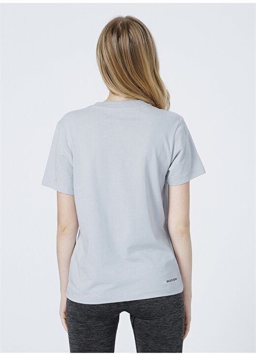 Skechers S212944-407 W Velvet Print T-Shirt O Yaka Normal Kalıp Baskılı Mavi Kadın T-Shirt 4