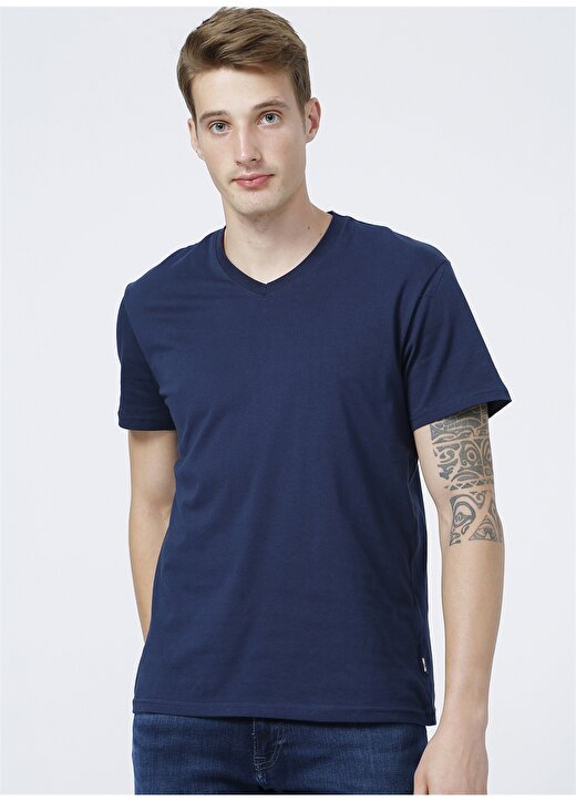Only & Sons V Yaka Düz Lacivert Erkek T-Shirt 1