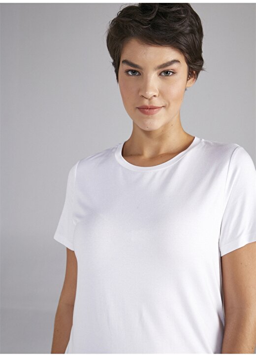 Faik Sönmez Yuvarlak Yaka Beyaz Kadın T-Shirt B00002 1