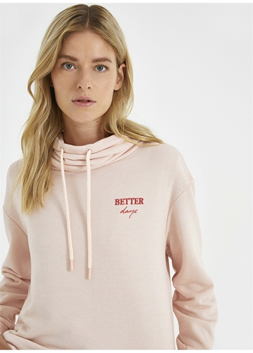 Koton 2KAK13913EK Bisiklet Yaka Normal Kalıp Açık Pembe Kadın Sweatshirt 1