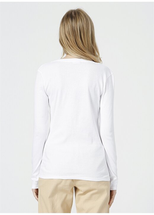 Benetton V Yaka Yaka Beyaz Kadın T-Shirt 4