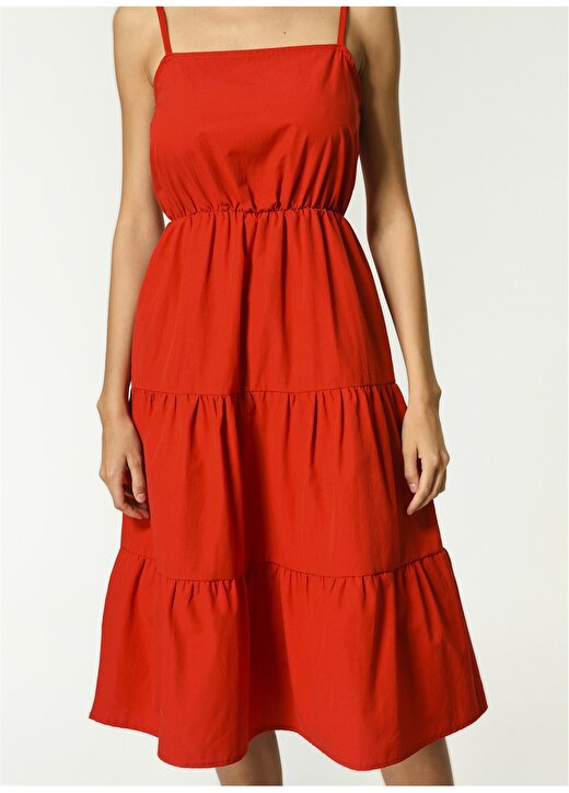 NGSTYLE Askılı Diz Altı Düz Kırmızı Kadın Elbise 4