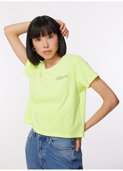 Aeropostale Bisiklet Yaka Crop Baskılı Kadın Neon Sarı T-Shirt - K-BELENUS-Y 2