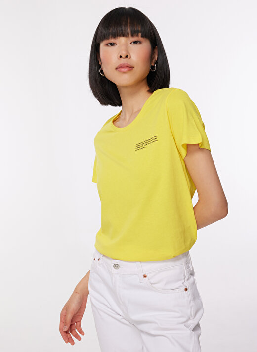 Aeropostale K-Metis-Y Bisiklet Yaka Kısa Kollu  Regular Fit Baskılı Sarı Kadın T-Shirt 4