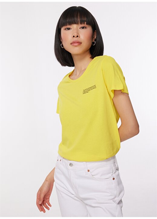 Aeropostale K-Metis-Y Bisiklet Yaka Kısa Kollu Regular Fit Baskılı Sarı Kadın T-Shirt 4