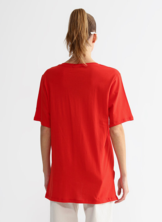 Fabrika V Yaka Düz Kırmızı Kadın T-Shirt TALITA 4
