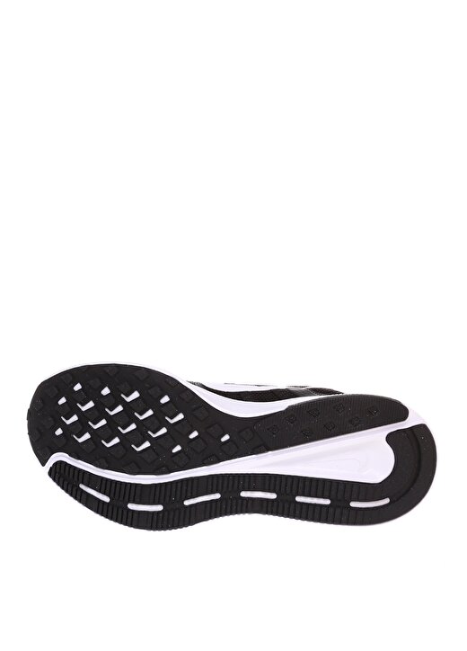 Nike Siyah Erkek Koşu Ayakkabısı CU3517-004 Nike Run Swift 2 3