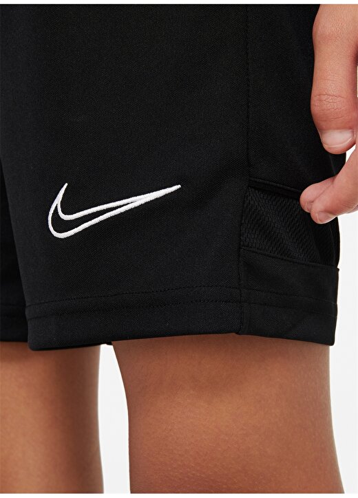 Nike CW6109 Standart Kalıp Düz Siyah - Gri Erkek Çocuk Şort 4