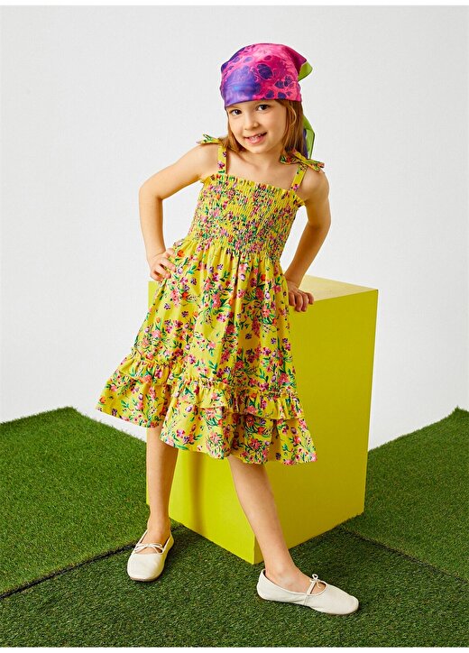 Koton 2SKG80018AW Kare Yaka Normal Kalıp Çiçek Desenli Sarı Kız Çocuk Elbise 1
