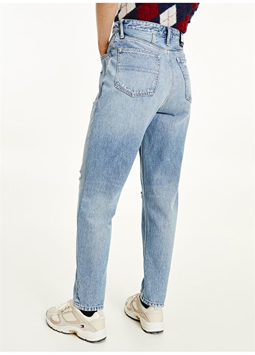 Tommy Jeans Yüksek Bel Mom Fit Açık Mavi Kadın Denim Pantolon DW0DW114881AB 3