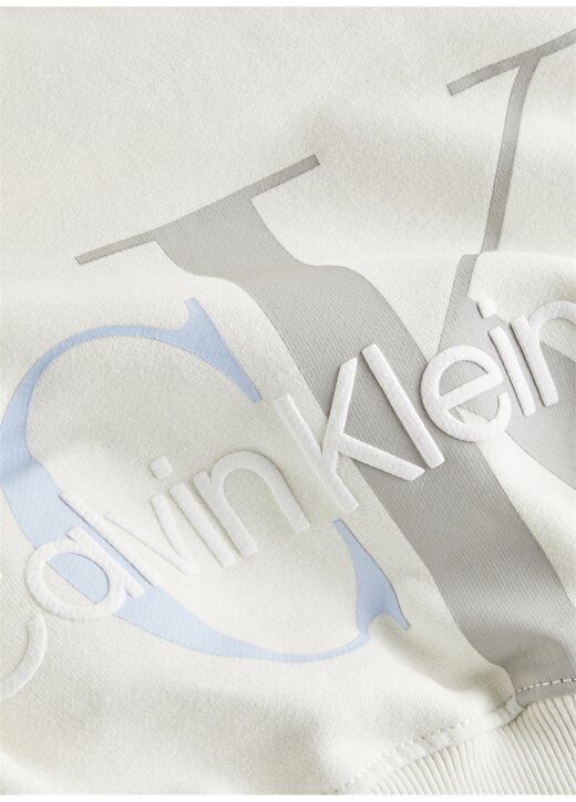 Calvin Klein Jeans Kapüşonlu Normal Kalıp Beyaz Kadın Sweatshirt J20J217738YAS 4
