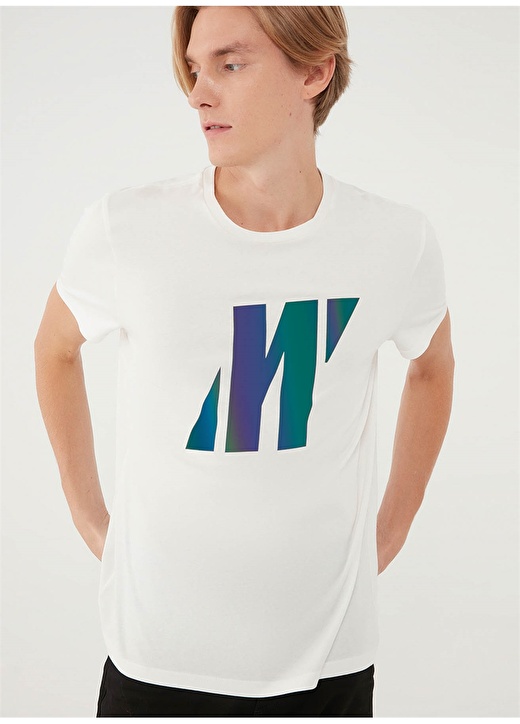 Mavi M066255-30701 Bisiklet Yaka Regular Fit Baskılı Kırık Beyaz Erkek T-Shirt 1