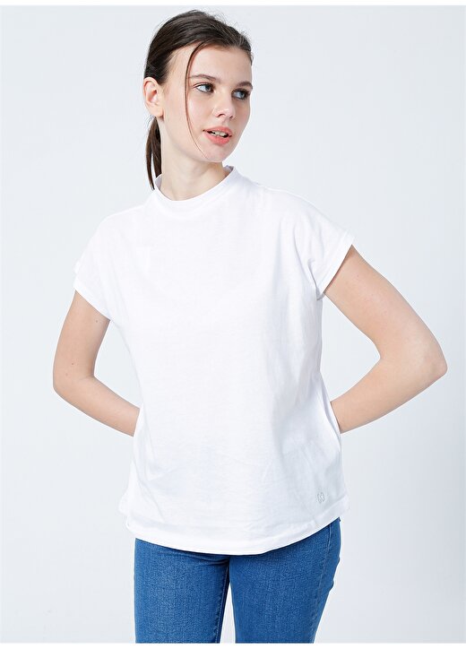 Network 1082932 Dik Yaka Basic Düz Beyaz Kadın T-Shirt 2