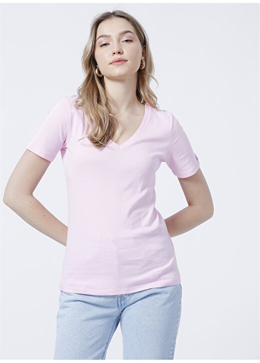 Benetton V Yaka Pembe Kadın T-Shirt 3GA2E4230 3