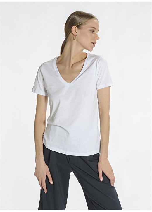People By Fabrika PFKSS22TS0003 V Yaka Regular Fit Düz Beyaz Kadın T-Shirt 3